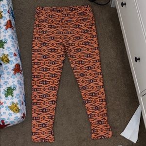 Lularoe leggings one size fits most